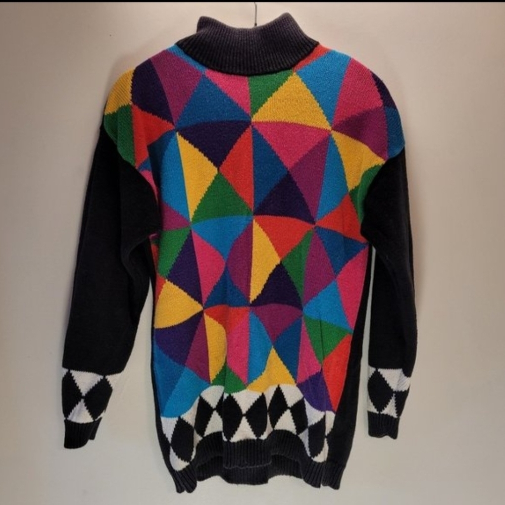 Colorful Geometric Sweater - Picture 3 of 5